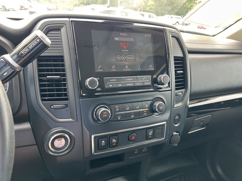Certified 2023 Nissan Titan SV RWD image 30