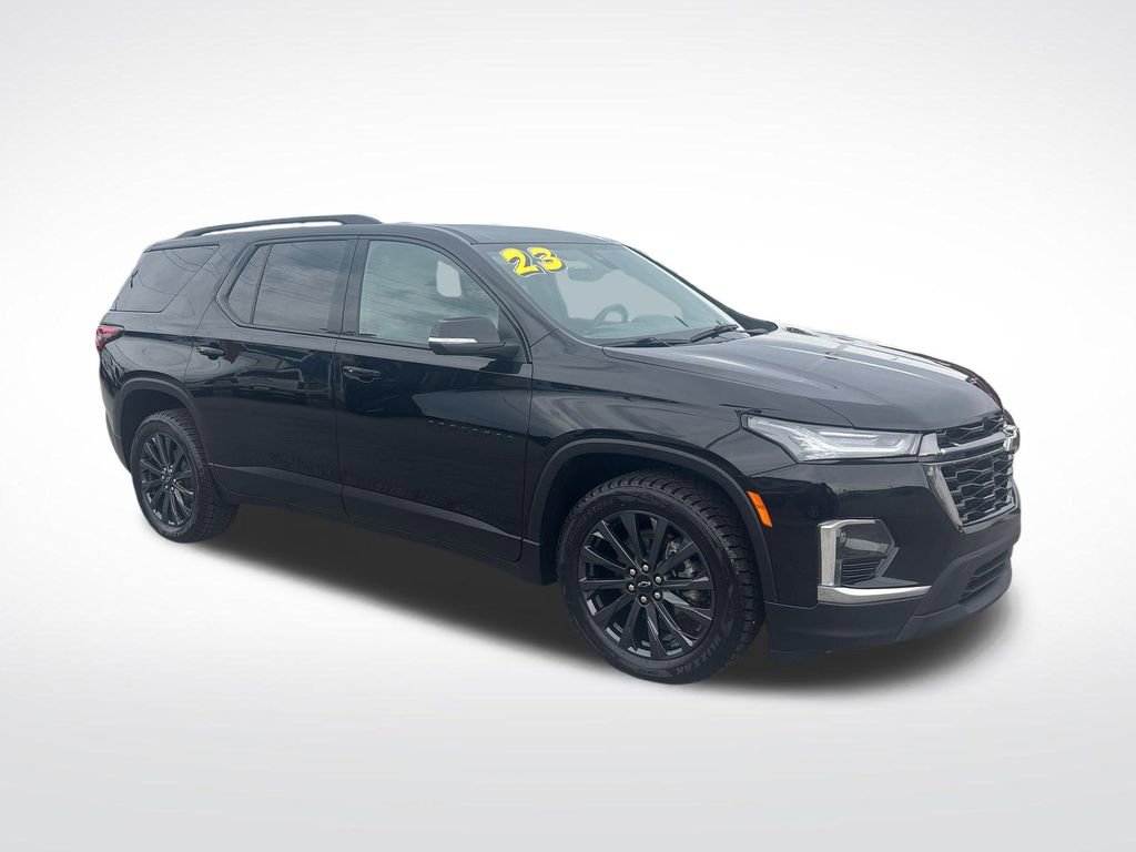 Used 2023 Chevrolet Traverse RS w/ LPO, Floor Liner Package AWD/4WD image 10