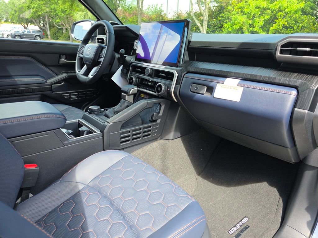 New 2026 Toyota 4Runner Platinum AWD/4WD image 13