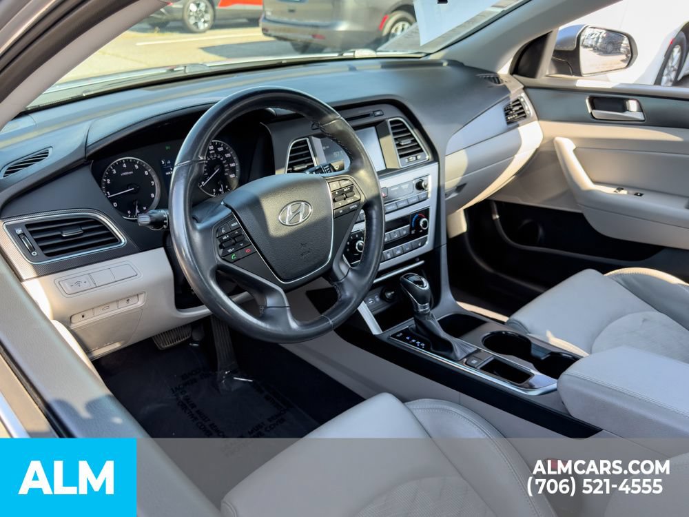 Used 2017 Hyundai Sonata Sport w/ Value Edition Package 02 FWD image 9