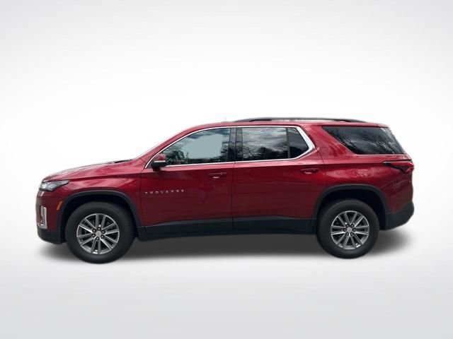 Used 2023 Chevrolet Traverse LT image 2