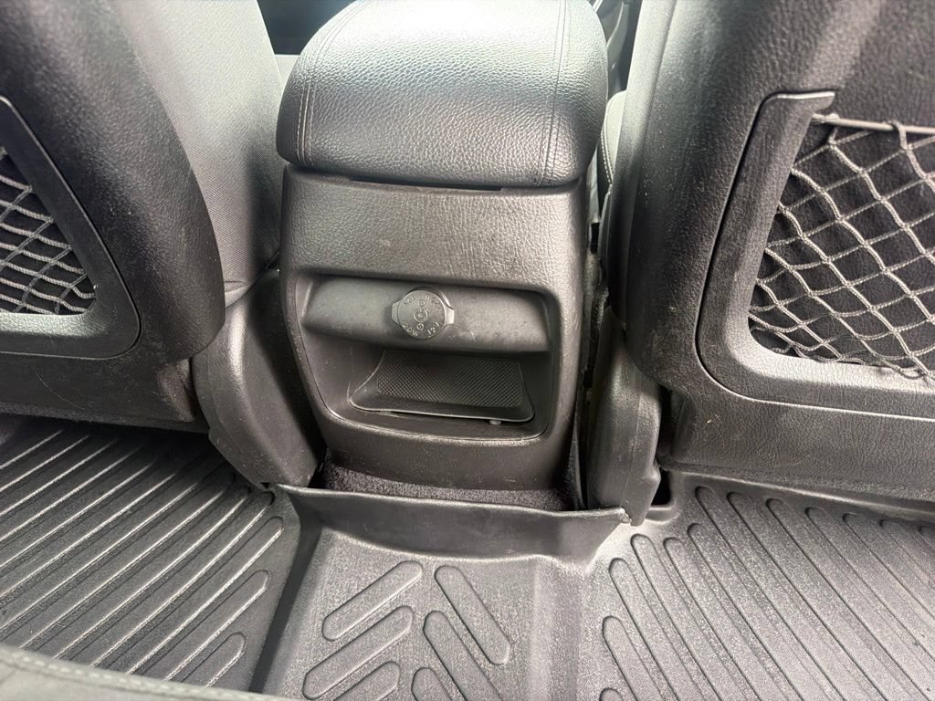 Used 2015 Kia Sorento LX FWD image 46