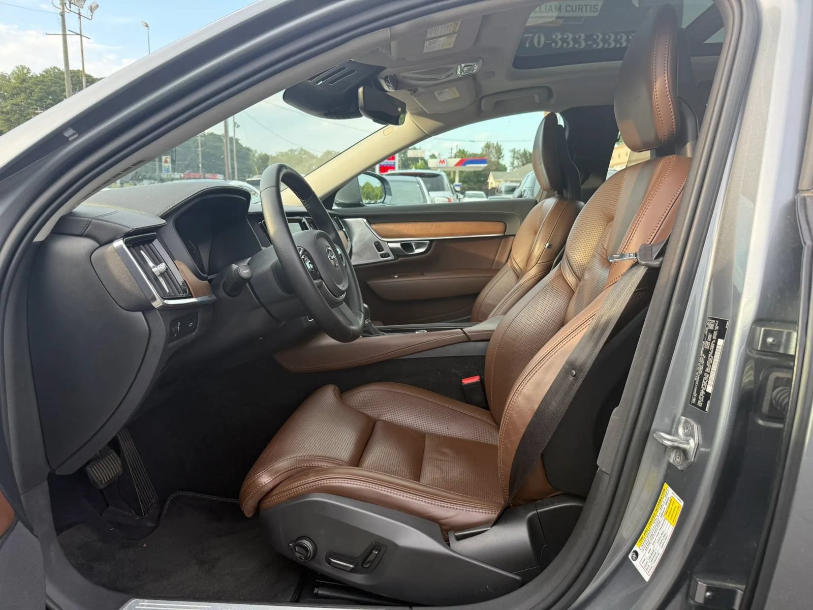 Used 2018 Volvo S90 T6 Inscription w/ Convenience Package AWD/4WD image 13