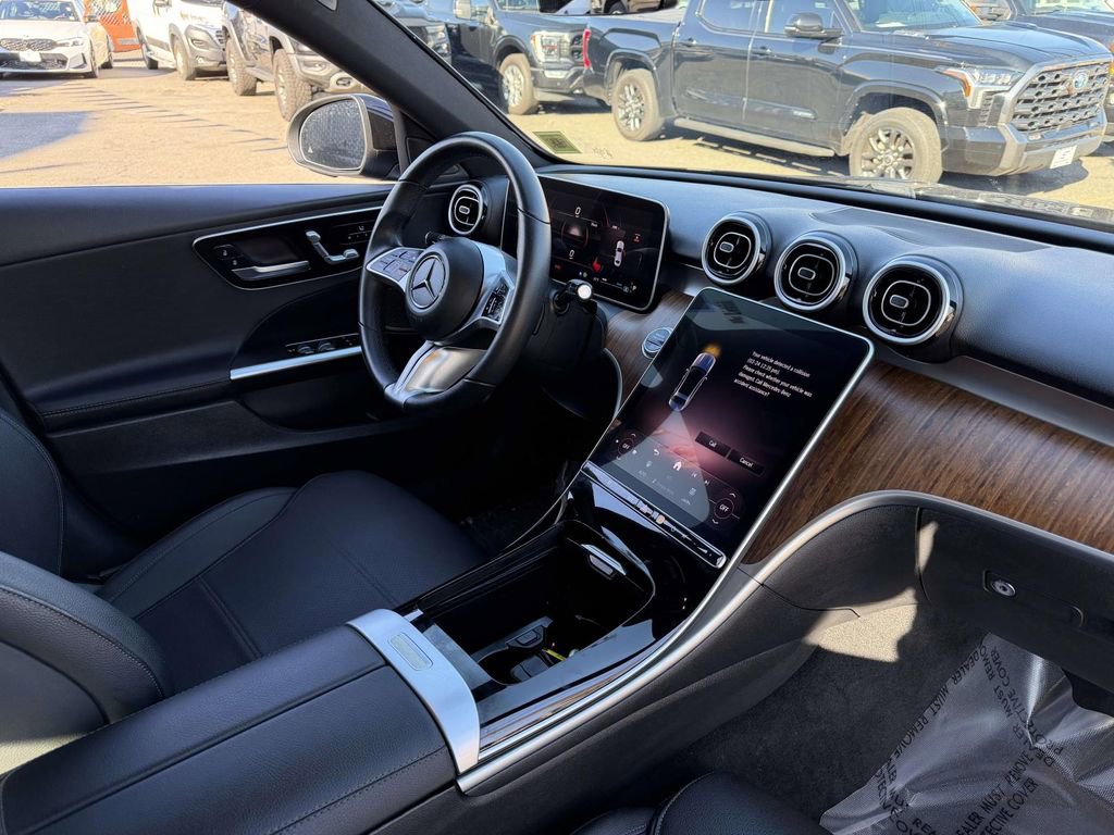 Used 2025 Mercedes-Benz C 300 4MATIC Sedan image 11