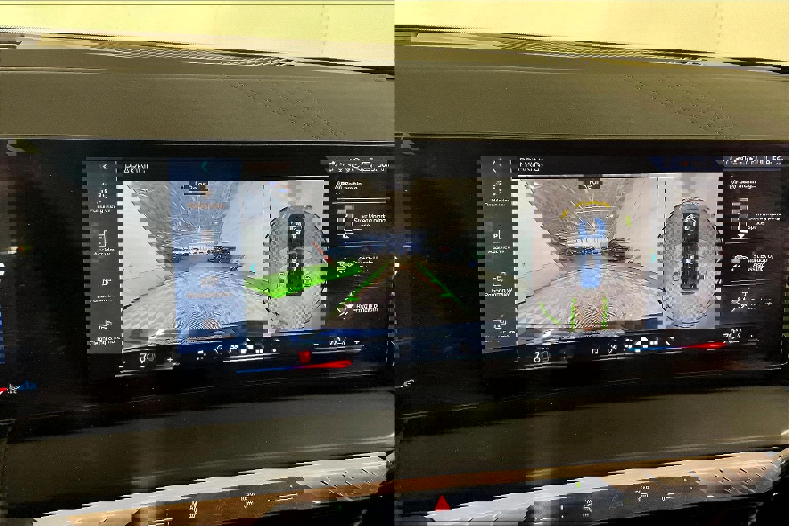 Certified 2025 BMW X3 xDrive30i w/ Premium Package image 21