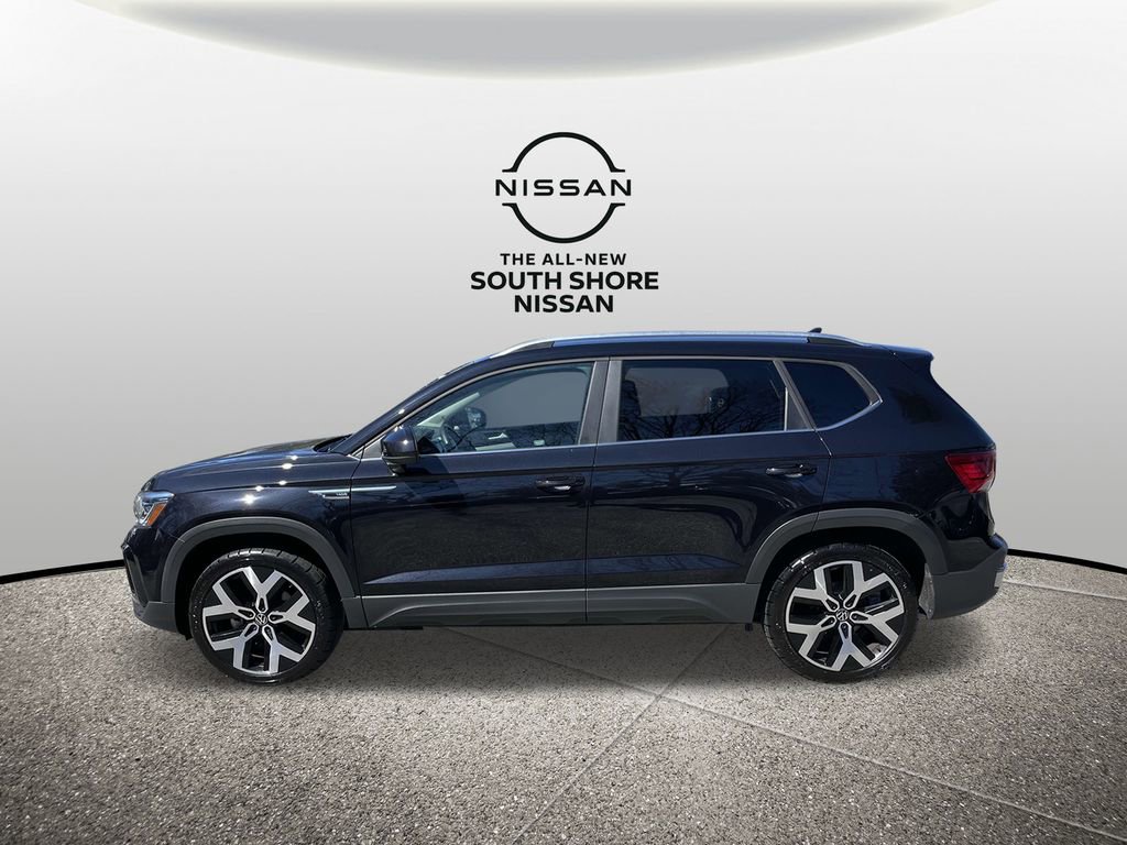 Used 2022 Volkswagen Taos SEL image 9