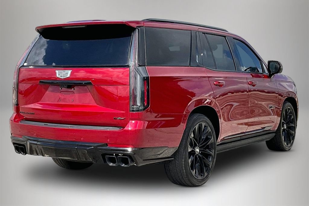 Used 2026 Cadillac Escalade V w/ LPO, ONYX Package AWD/4WD image 5