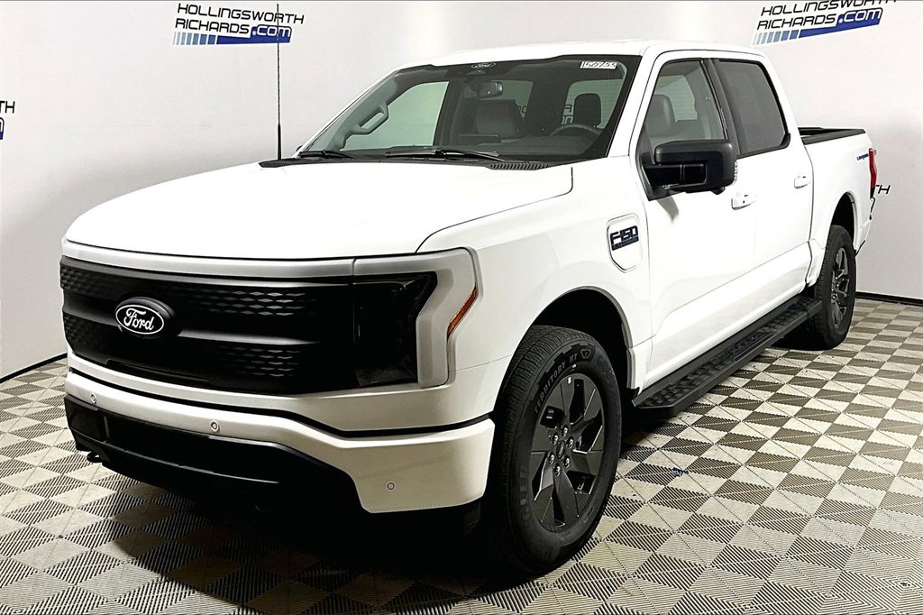 New 2025 Ford F150 Lightning Flash