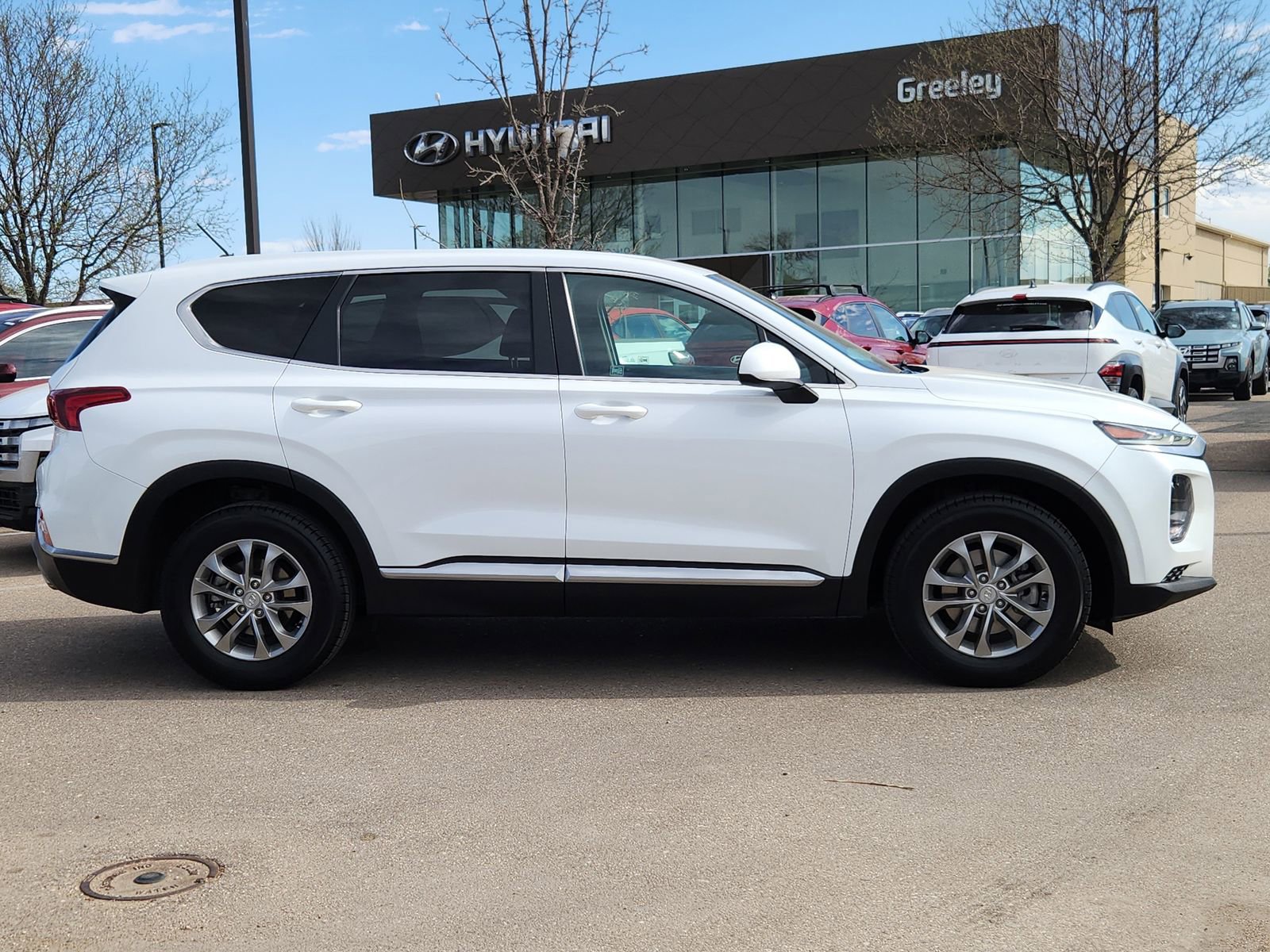 Used 2019 Hyundai Santa Fe SE image 6