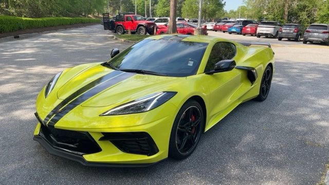 Used 2020 Chevrolet Corvette Stingray Premium Cpe w/ 3LT Preferred Equipment Group image 1