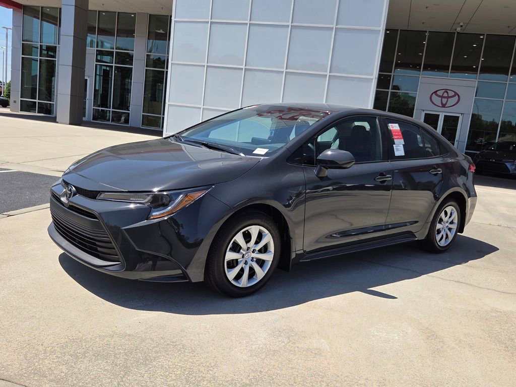 New 2026 Toyota Corolla LE image 3