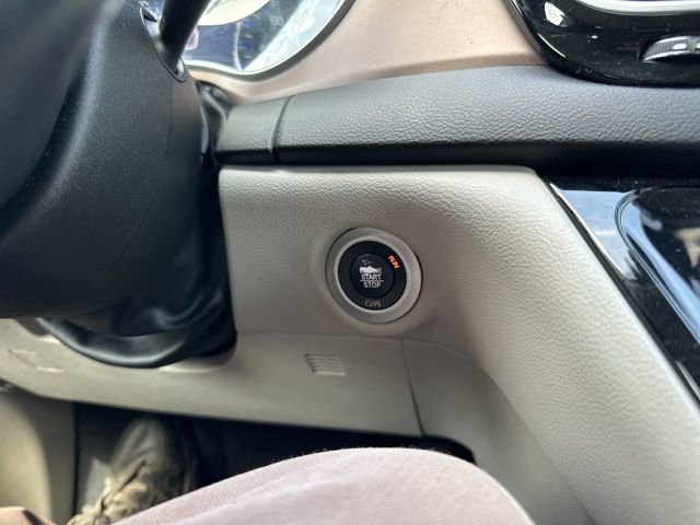 Used 2019 Chrysler Pacifica Touring-L w/ Advanced Safetytec Group image 44