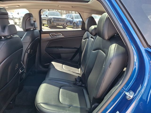 Certified 2025 Kia Sportage EX w/ Premium Package image 9