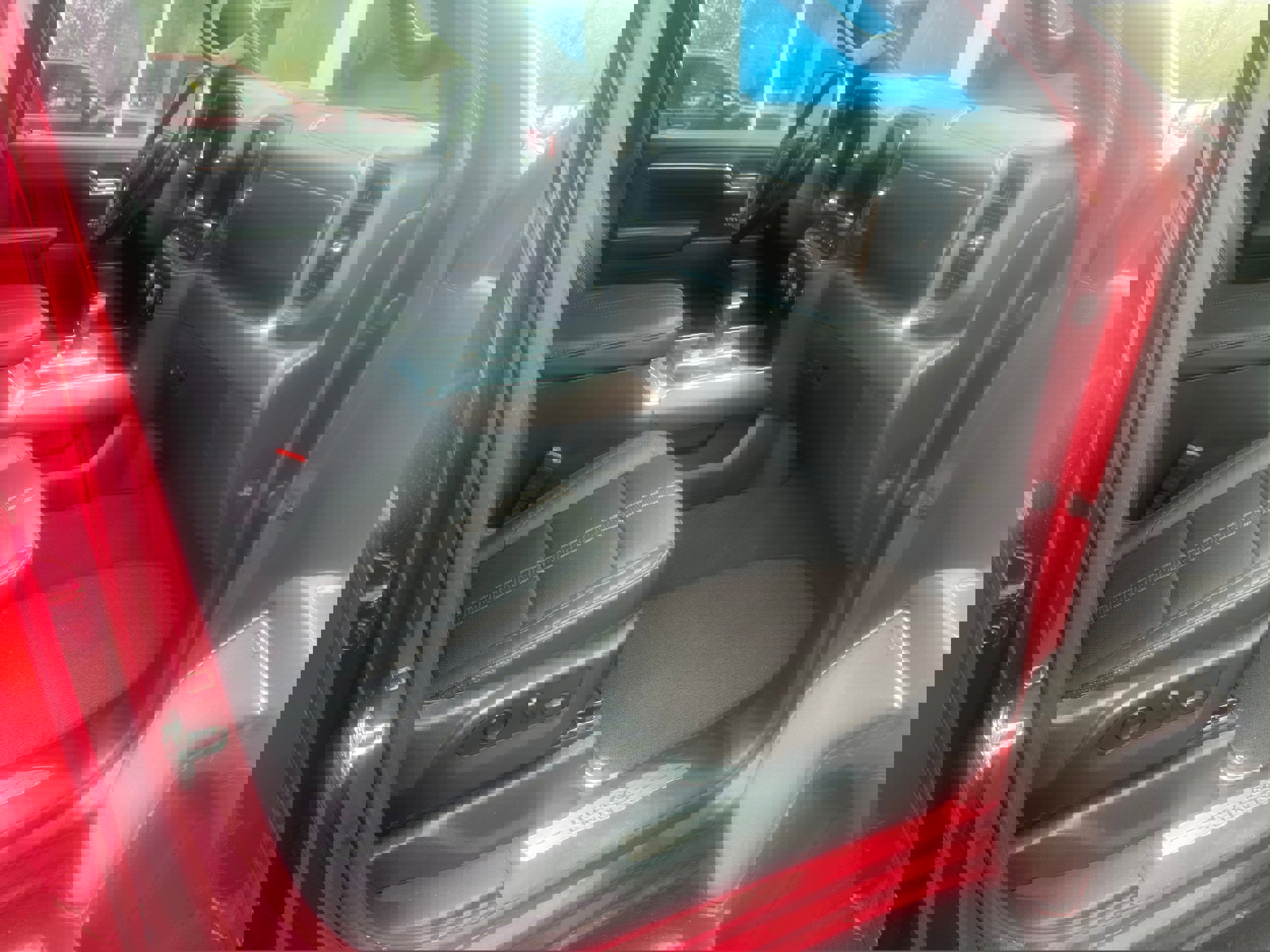 Used 2024 Chevrolet Silverado 1500 High Country w/ Technology Package image 6