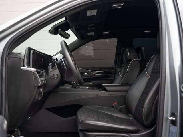 Used 2023 Cadillac Escalade V AWD/4WD image 17