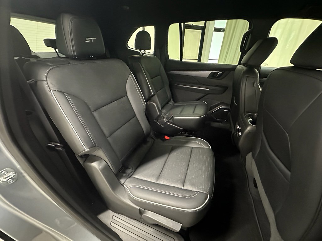 Certified 2025 Buick Enclave Sport Touring image 20