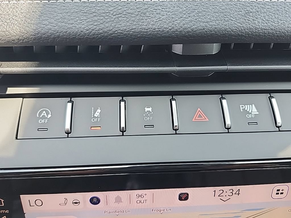 New 2026 Jeep Grand Cherokee L Limited AWD/4WD image 8