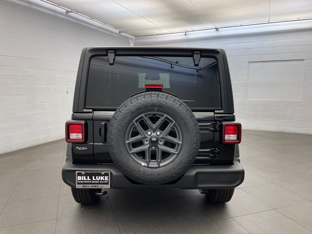 New 2026 Jeep Wrangler Sport AWD/4WD image 4