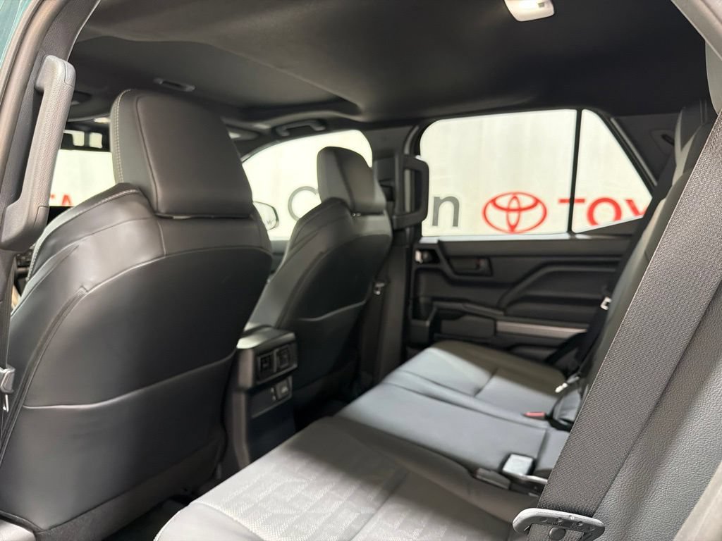 Used 2026 Toyota 4Runner TRD Off-Road Premium AWD/4WD image 19