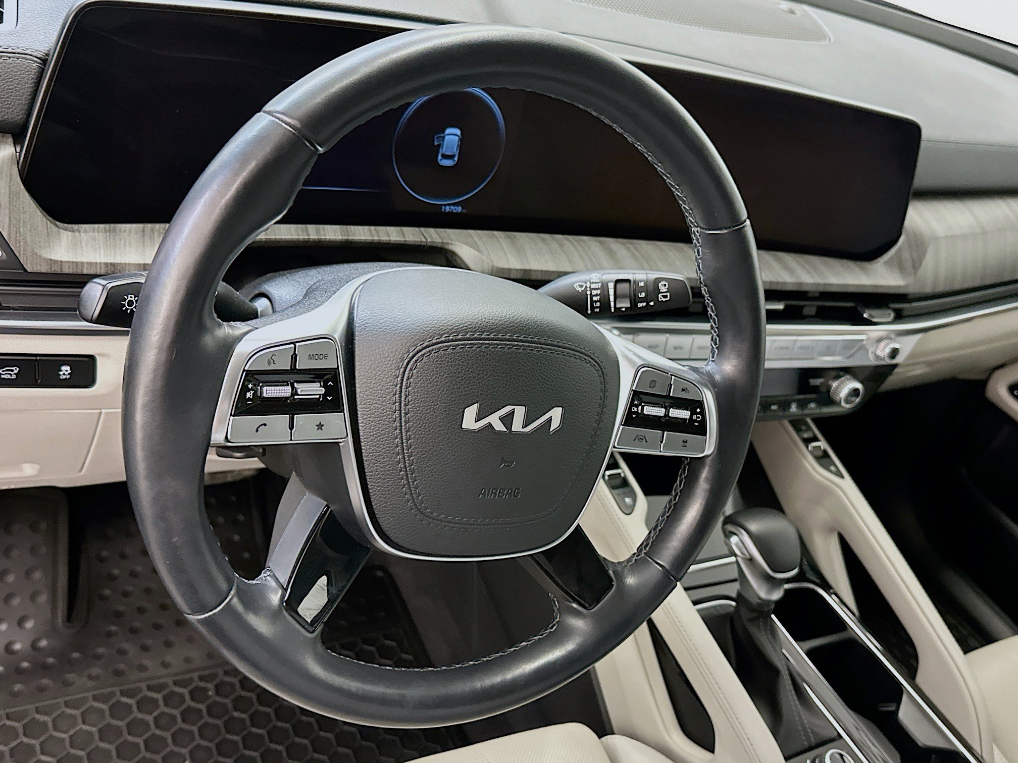 Used 2024 Kia Telluride SX AWD/4WD image 18