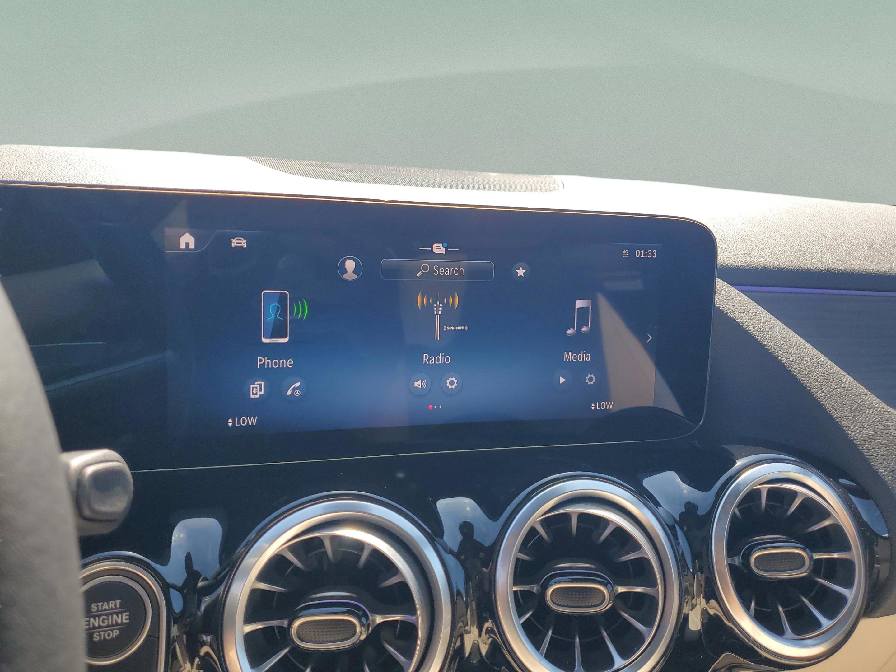 Certified 2025 Mercedes-Benz GLA 250 image 27