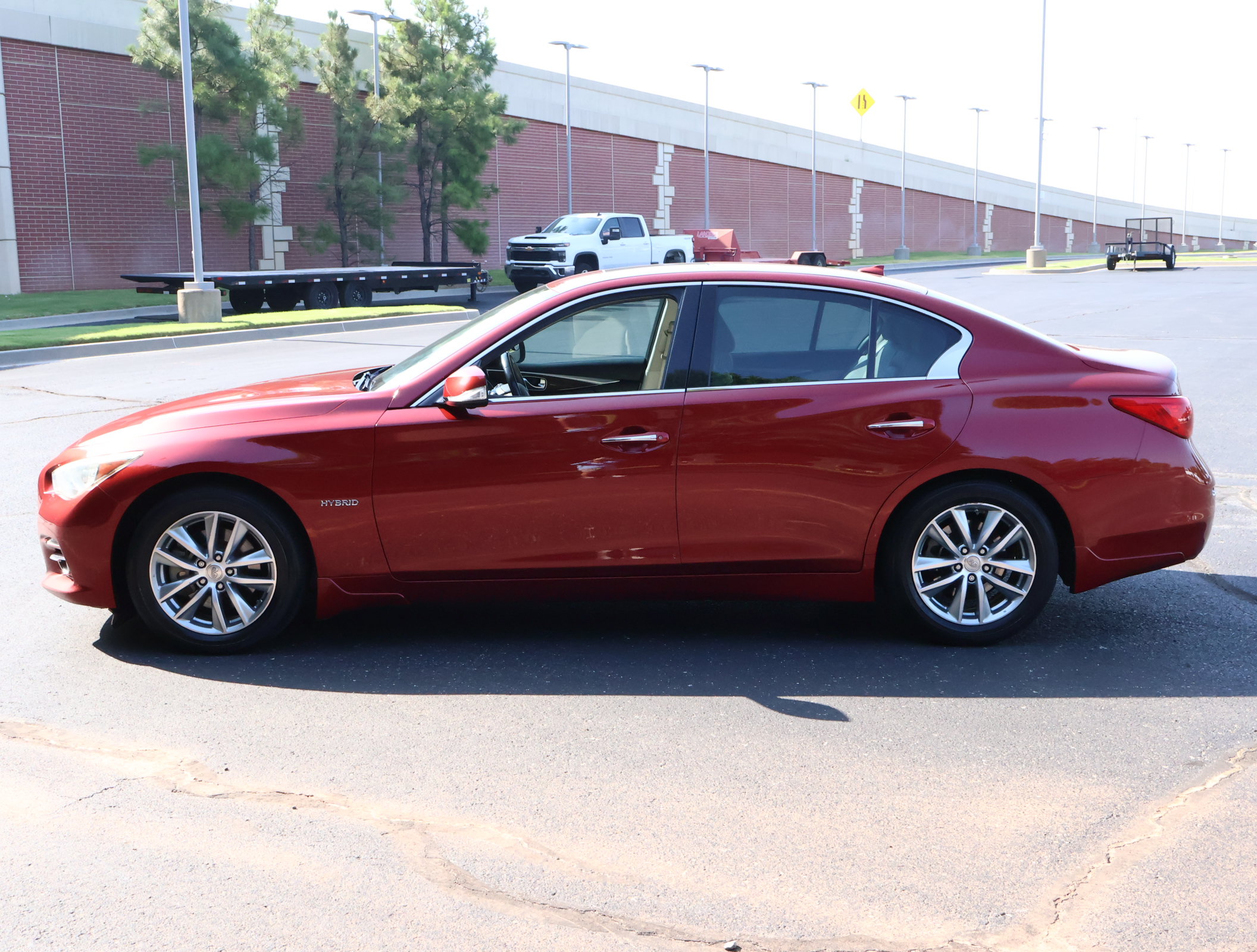 Used 2014 INFINITI Q50 Premium w/ Deluxe Technology Package AWD/4WD image 32