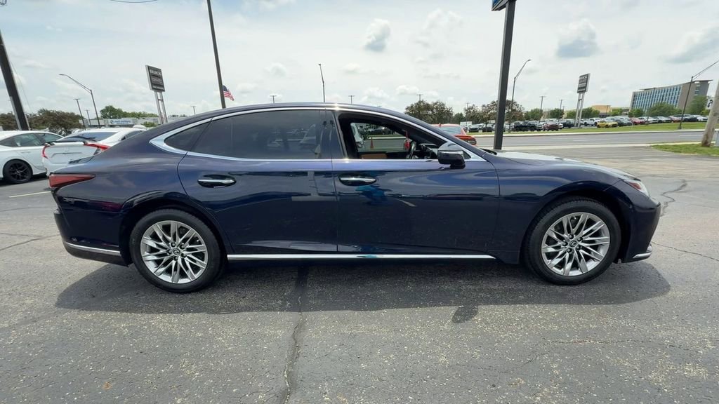 Used 2022 Lexus LS 500 AWD w/ Interior Upgrade Package image 9