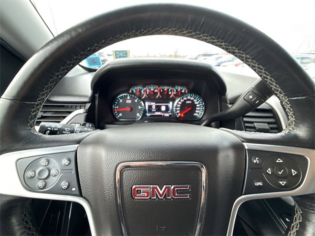 Used 2017 GMC Yukon SLT image 11