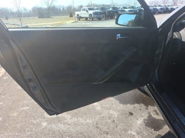 Used 2011 Nissan Altima 2.5 S w/ 2.5S Premium Pkg image 19