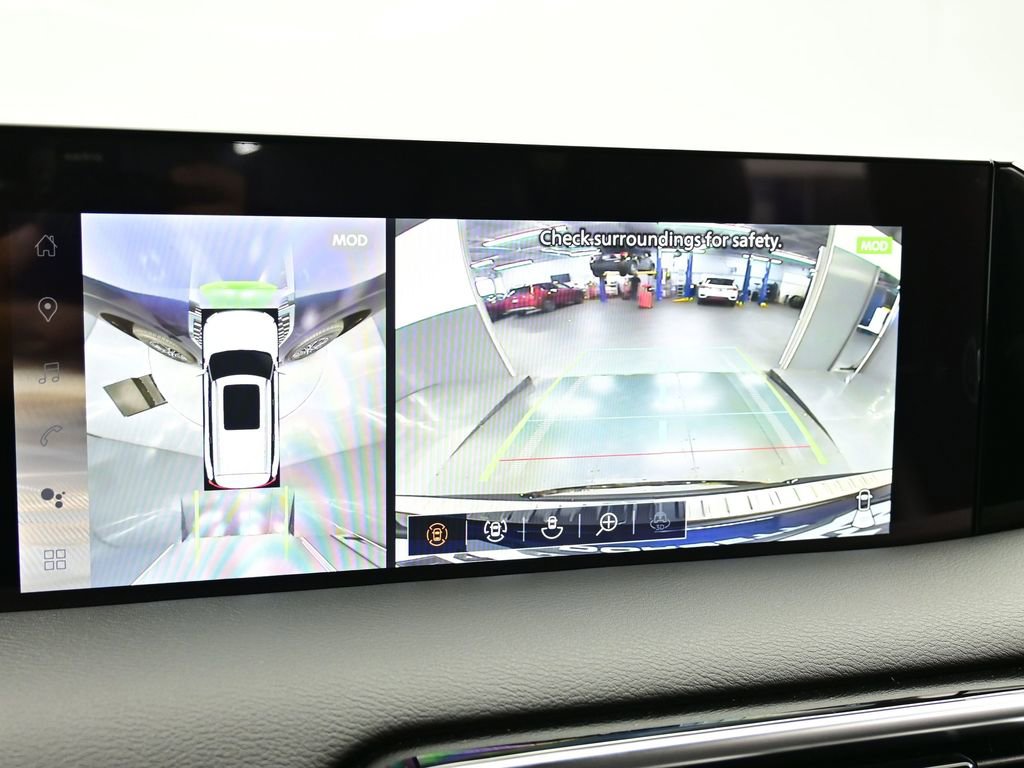 New 2025 Nissan Armada SL image 9