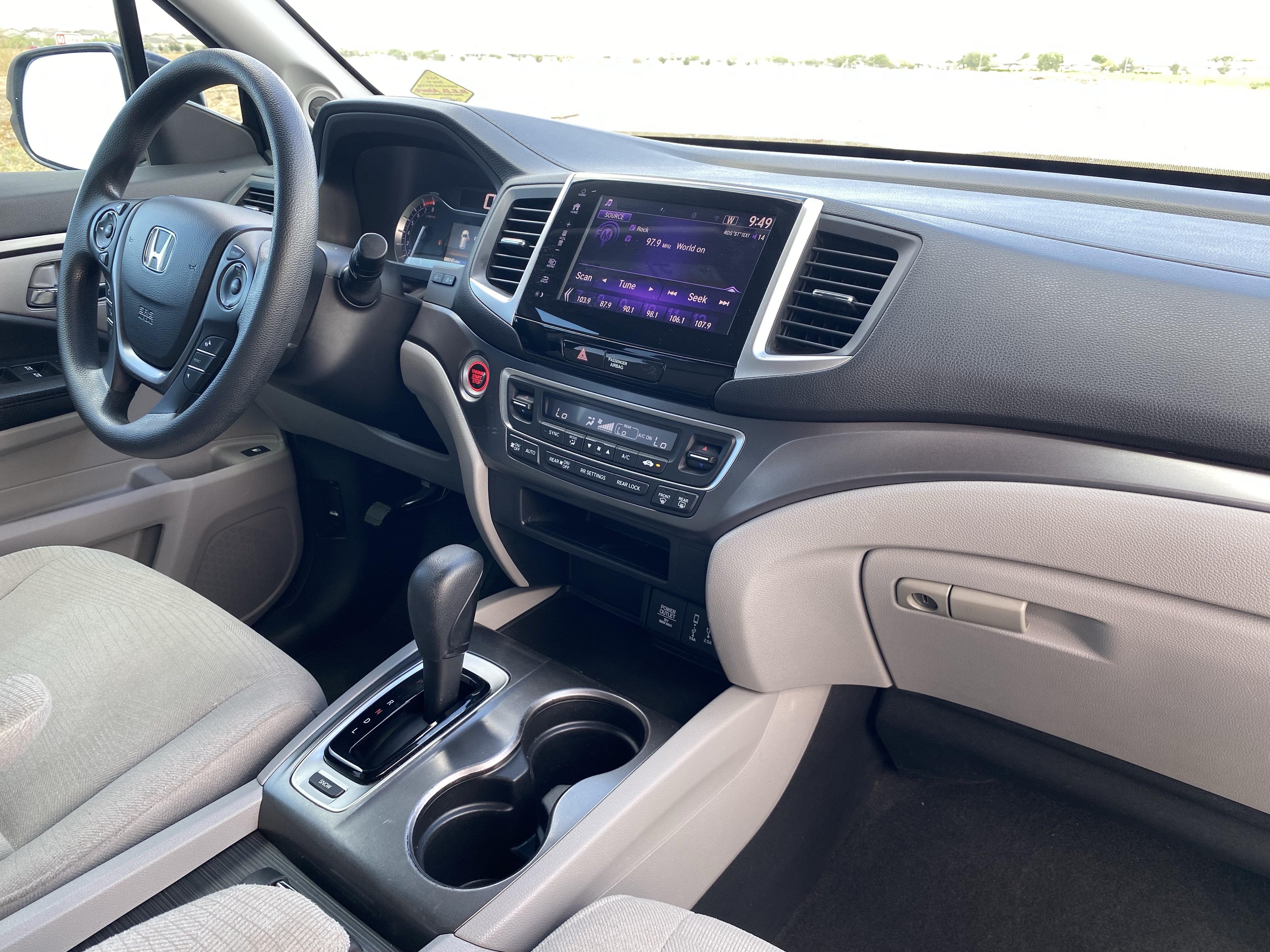 Used 2018 Honda Pilot EX image 12