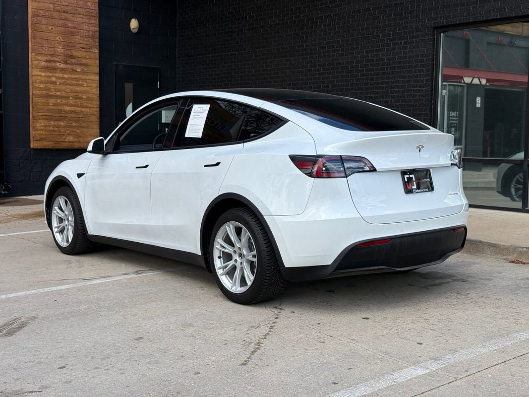 Used 2020 Tesla Model Y Long Range AWD/4WD image 3