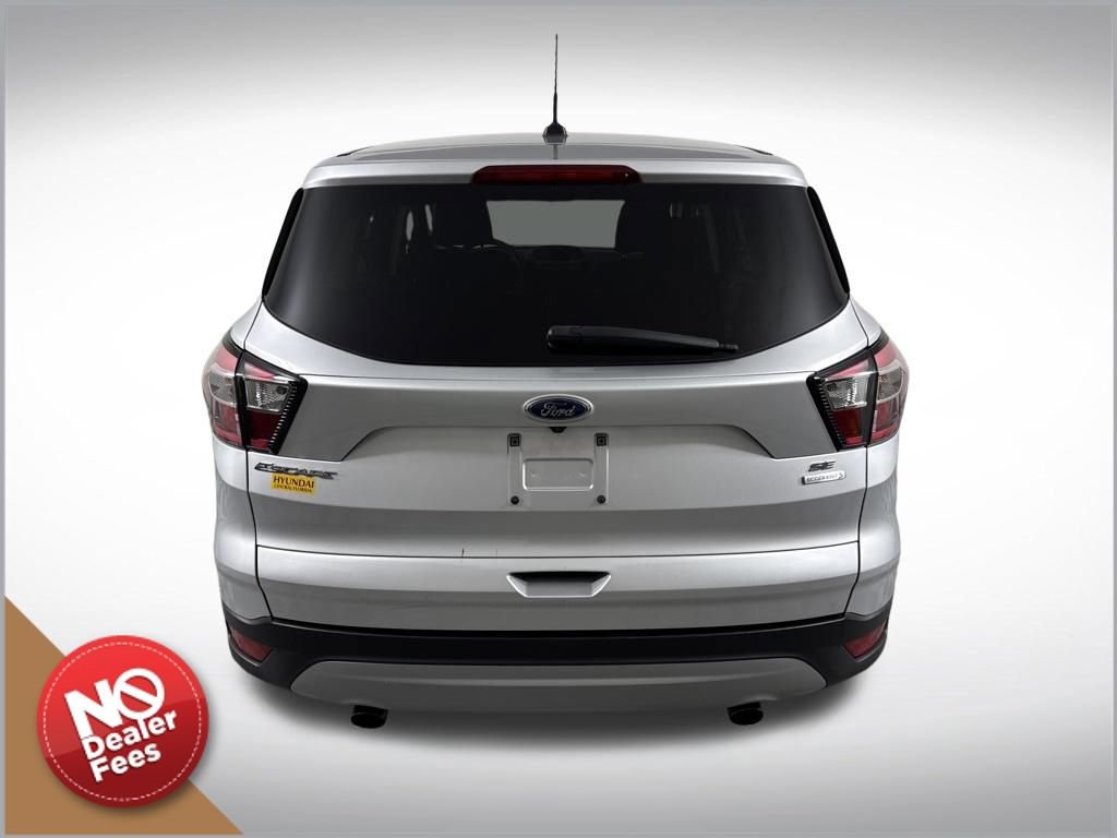 Used 2017 Ford Escape SE image 5