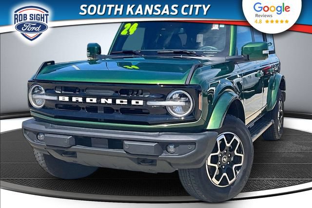 Used 2024 Ford Bronco Outer Banks AWD/4WD image 1