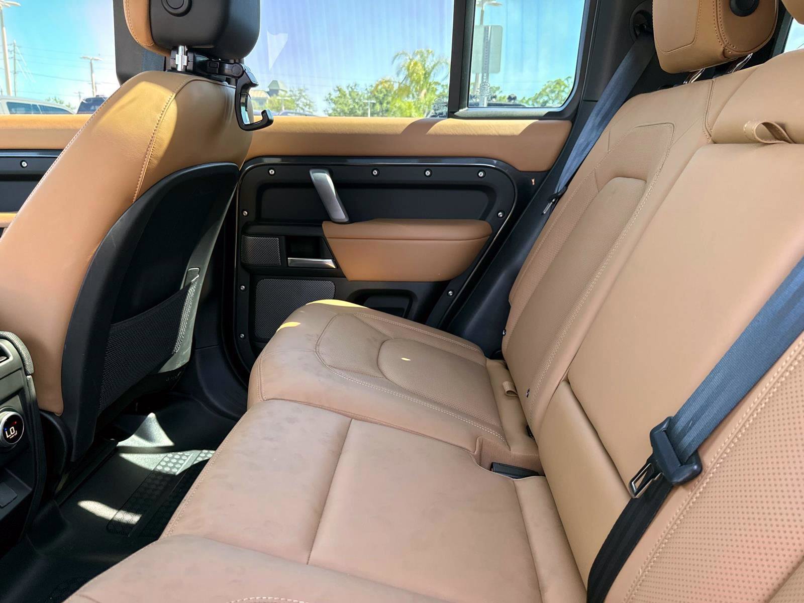 Used 2024 Land Rover Defender 110 Carpathian Edition image 15