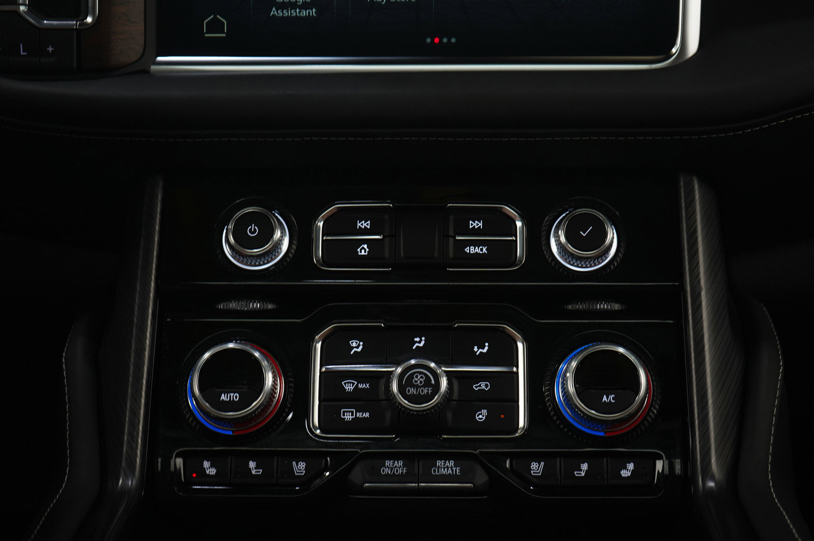 Used 2024 GMC Yukon Denali Ultimate image 17