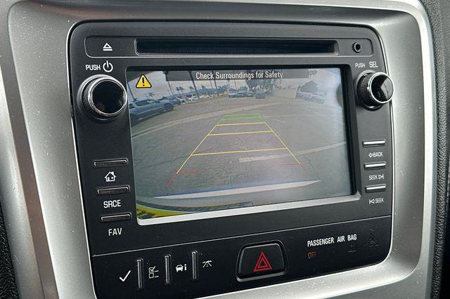 Used 2015 GMC Acadia SLE FWD image 20