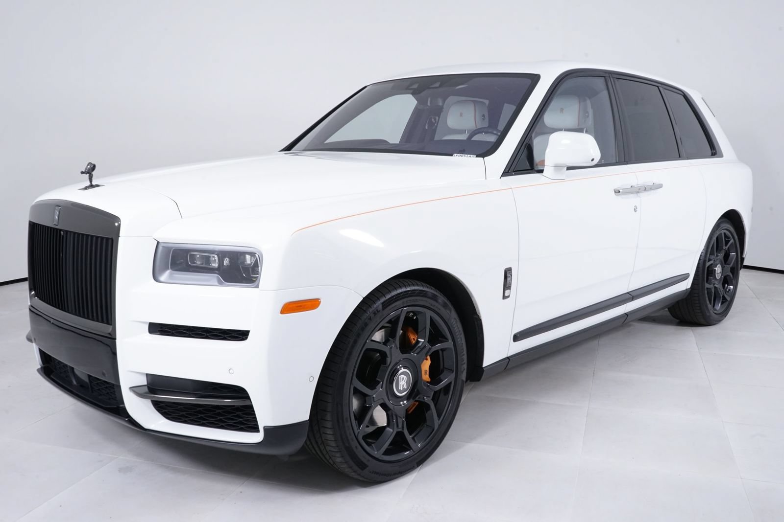 Used 2022 Rolls-Royce Cullinan Black Badge w/ Dark Exterior Package AWD/4WD image 1