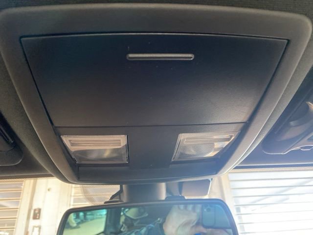 Used 2016 Dodge Challenger SXT image 17