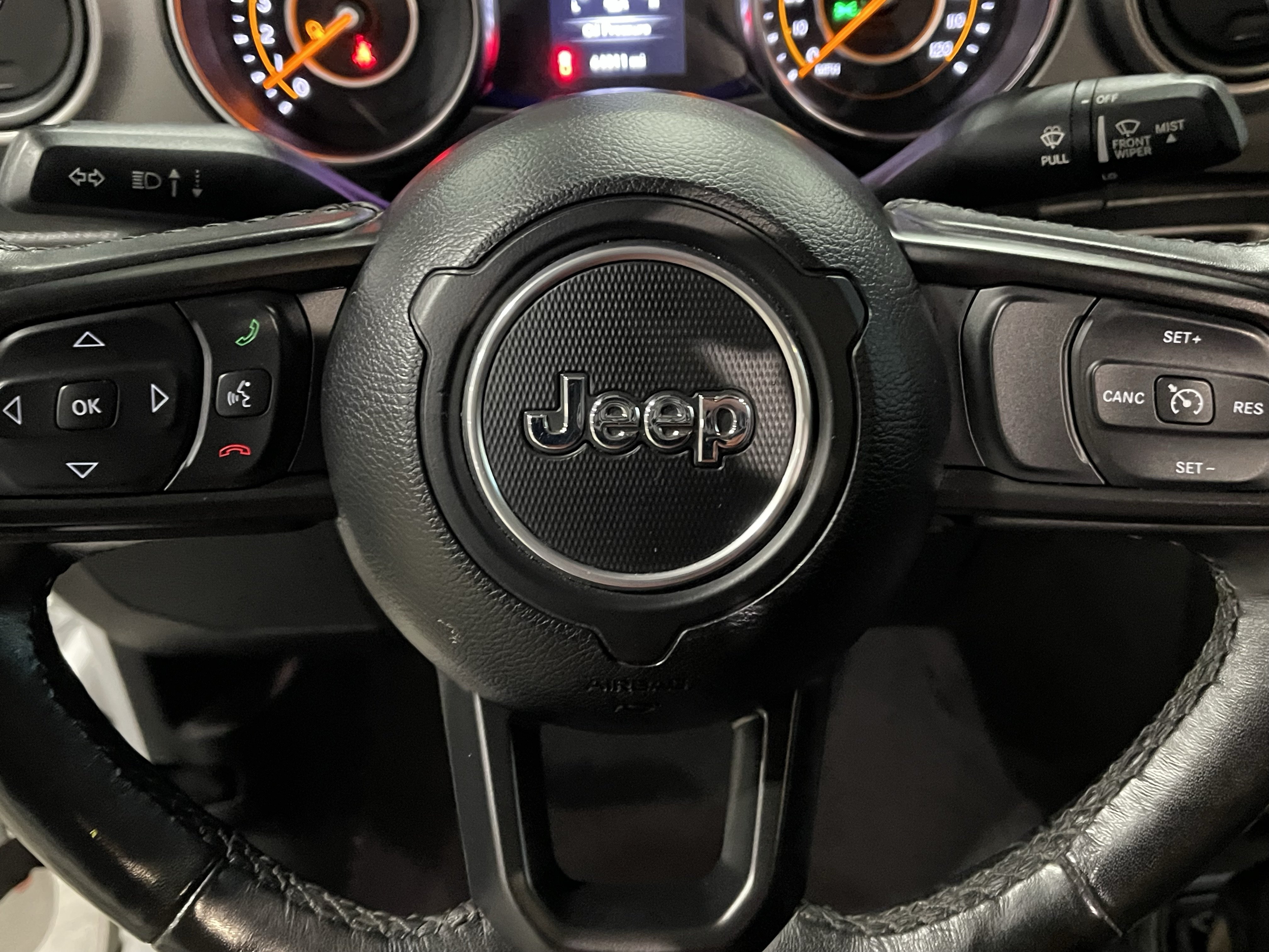 Used 2023 Jeep Gladiator Sport AWD/4WD image 21