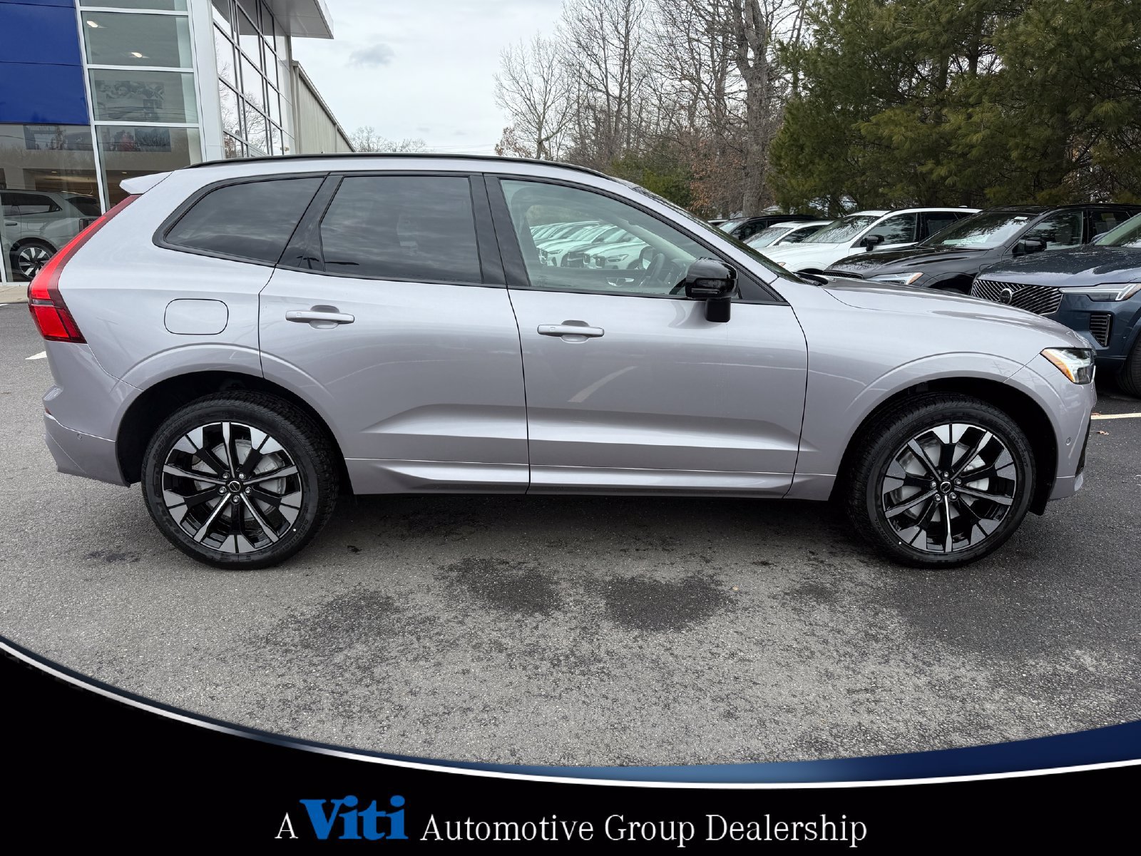 Used 2026 Volvo XC60 B5 Plus w/ Protection Package Premier AWD/4WD image 9