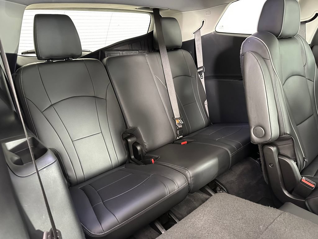 Used 2020 Buick Enclave Avenir w/ Avenir Technology Package FWD image 19