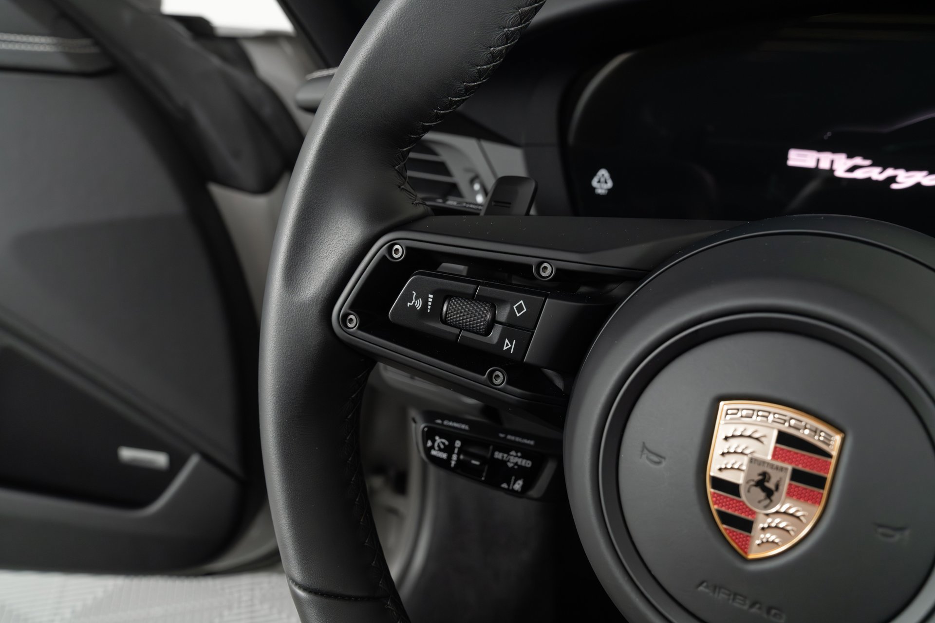 Used 2025 Porsche 911 Targa 4 GTS image 21