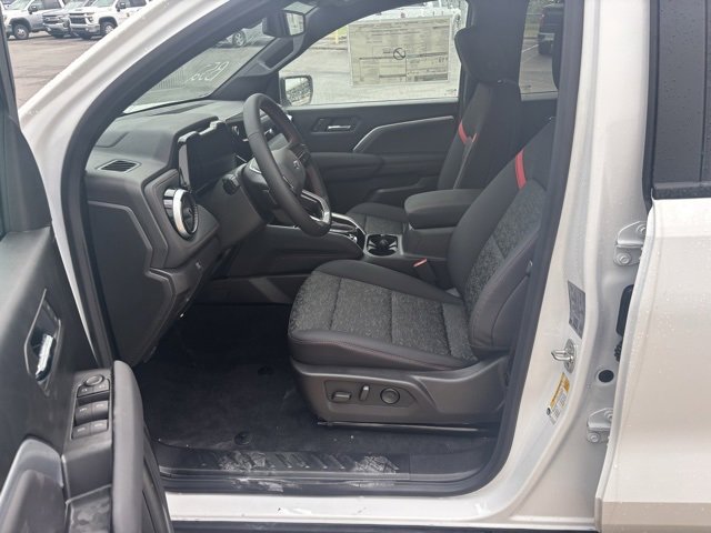 New 2026 Chevrolet Colorado Z71 image 2