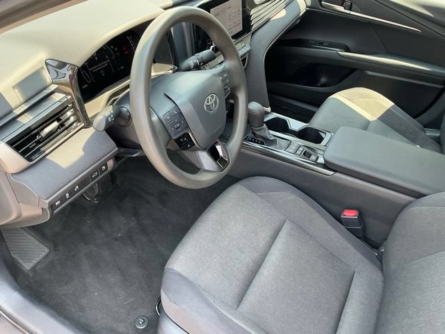 Used 2025 Toyota Camry LE FWD image 13