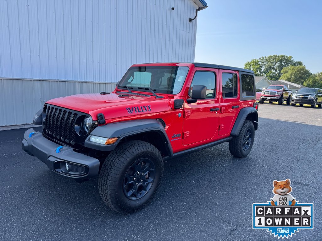 Used 2023 Jeep Wrangler Unlimited w/ Cold Weather Group AWD/4WD image 3