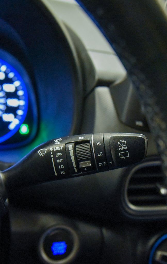 Used 2018 Hyundai Kona SEL image 22