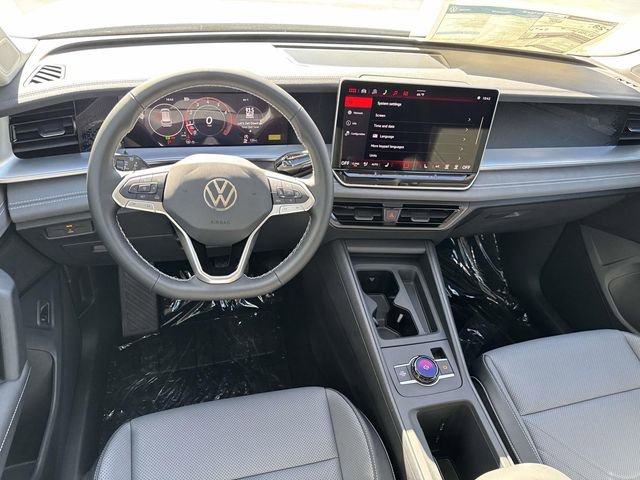 New 2026 Volkswagen Tiguan SE image 7