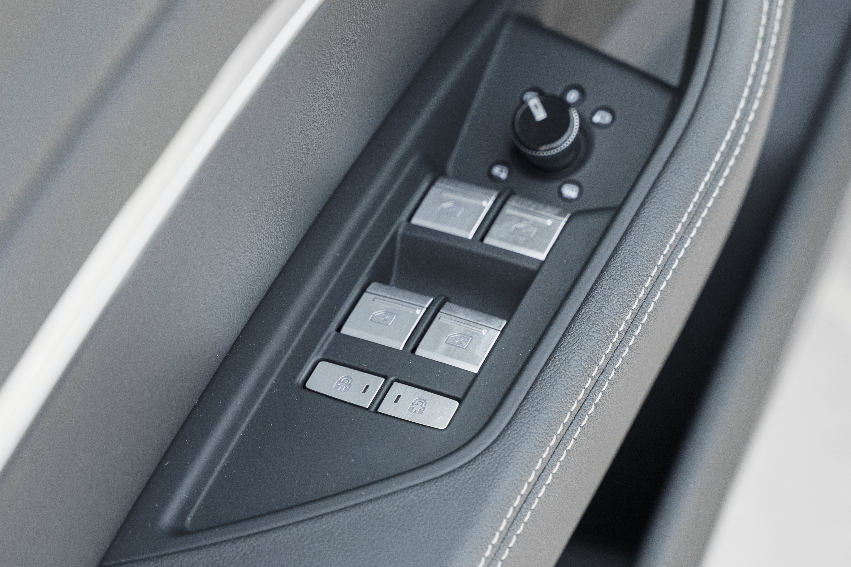 Certified 2024 Audi Q8 e-tron Premium Plus w/ Premium Plus Package image 24