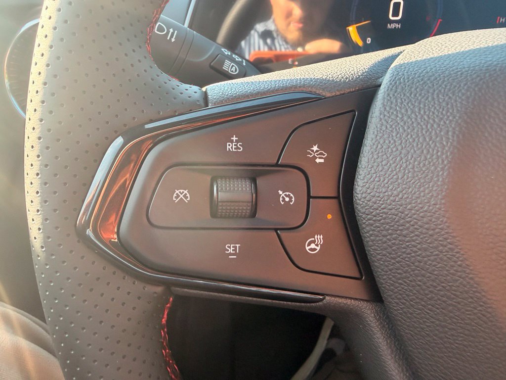 New 2026 Chevrolet Trax RS w/ Sunroof Package FWD image 14